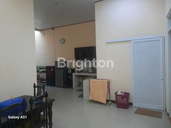 image RUMAH CIAMIK DI WILAYAH MARGOREJO BONUS FURNITURE (3)