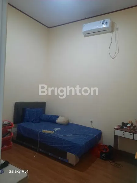 image RUMAH CIAMIK DI WILAYAH MARGOREJO BONUS FURNITURE (2)