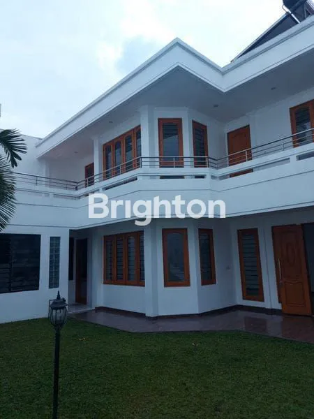 image RUMAH USAHA NOL JALAN KEMBAR RAYA DARMO PERMAI DEKAT MAYJEND JONOSEWOJO, HR MUHAMMAD, PASAR MODERN (2)