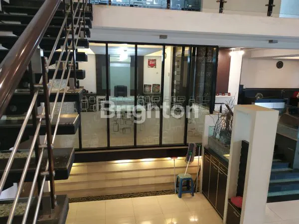 image DIJUAL GUDANG DAN KANTOR MEWAH DI JL RAYA KARANGLO (5)