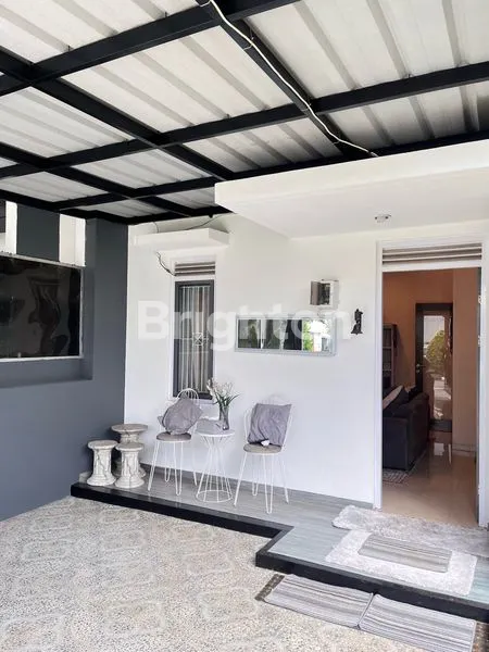 image DIJUAL RUMAH CANTIK 2 LANTAI FULL FURNISH GRAND SHARON, BANDUNG (2)