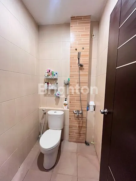 image DIJUAL RUMAH CANTIK 2 LANTAI FULL FURNISH GRAND SHARON, BANDUNG (8)