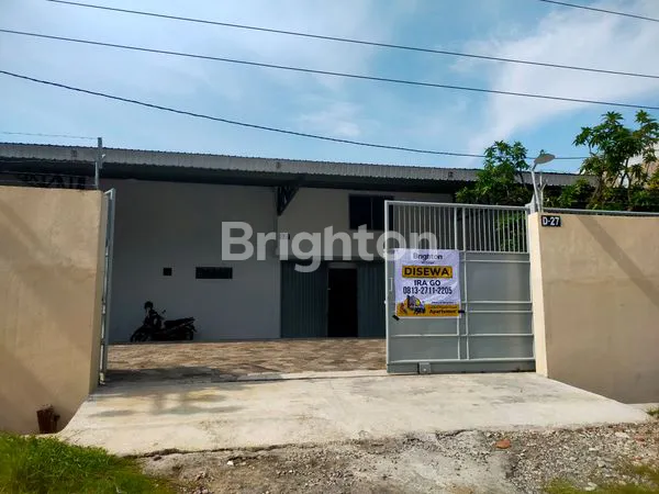 GUDANG SIAP HUNI, LAHAN LUAS 1200M², LOKASI UNGGUL