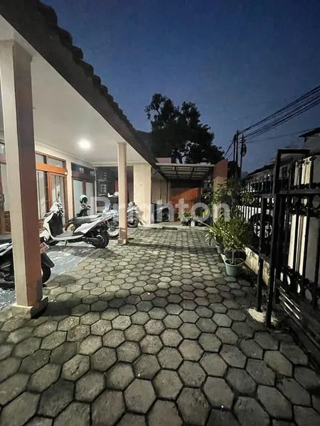 image RUMAH TENGAH KOTA ERLANGGA RAYA PLEBURAN SEMARANG SELATAN DEKAT SIMPANG LIMA (4)