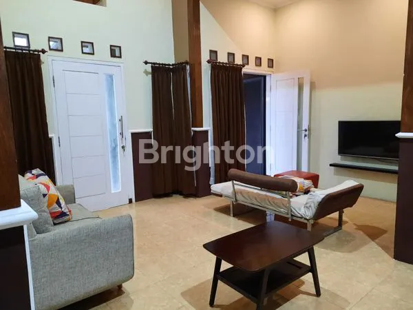 image RUMAH HUNIAN DI PERUMAHAN KEDIRI KOTA (3)