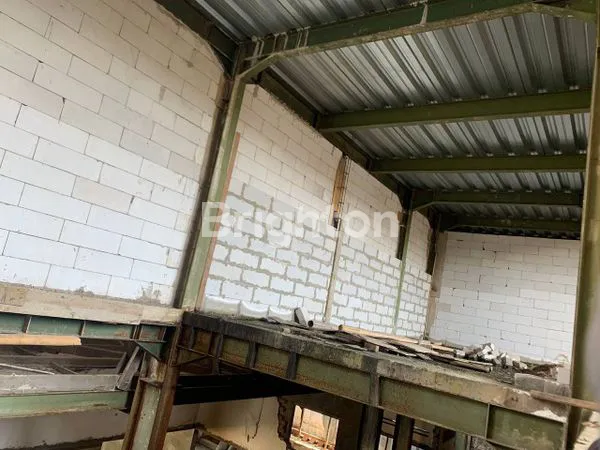 image JUAL LAHAN PLUS BANGUNAN DI JALAN MAINROAD SUPRATMAN (5)