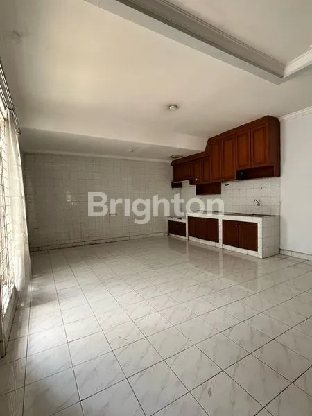 image RUMAH CANTIK TERAWAT (2)