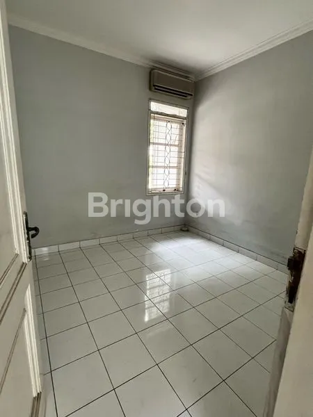 image RUMAH CANTIK TERAWAT (3)