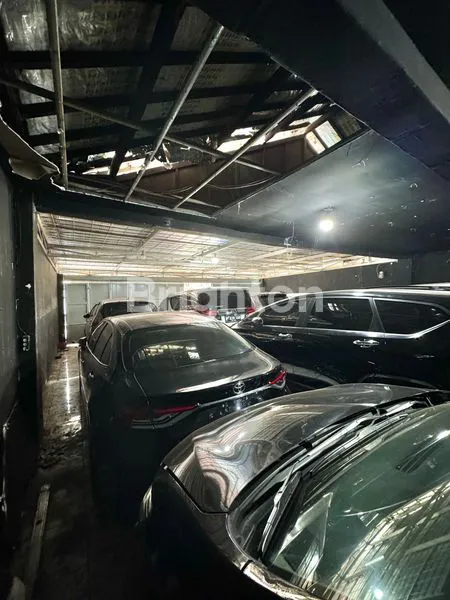 image RUKO SEMI GUDANG 1 LANTAI, TAMAN SURYA BOULEVARD, PINGGIR JALAN UTAMA, MUAT 15 MOBIL (4)