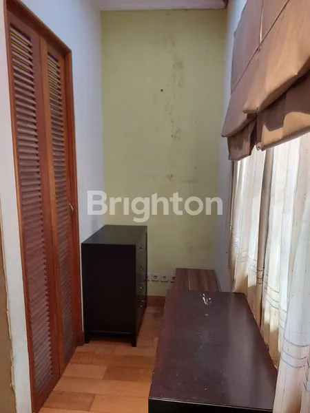 image RUMAH SIAP HUNI DI CLUSTER VERSAILLES RESIDENCE SERPONG (8)