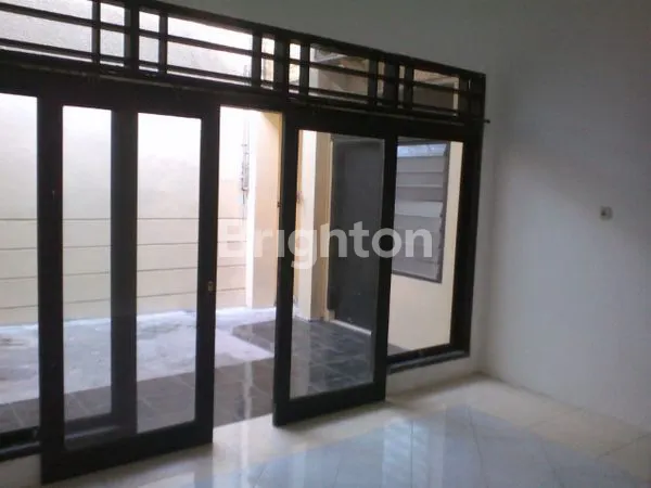 image DISEWAKAN RUMAH ISTIMEWA (5)