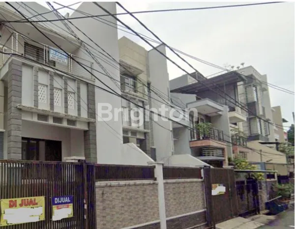image RUMAH JELAMBAR 7,5 X 15 JAKARTA BARAT (1)