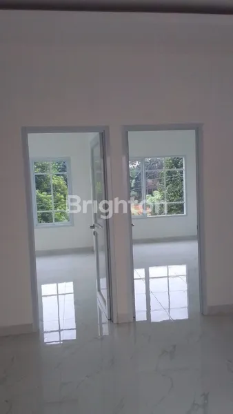 image RUMAH 2 LANTAI BARU MEWAH SIAP HUNI DEPOK (3)