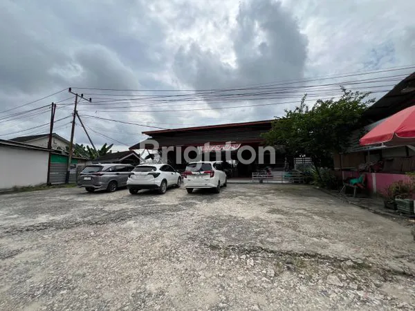 image DIJUAL TANAH POSISI STRATEGIS PINGGIR JALAN RAYA SOEKARNO HATTA KILO 4 BATU AMPAR BALIKPAPAN (1)