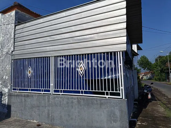 RUMAH HOOK NOL JALAN LUMAJANG