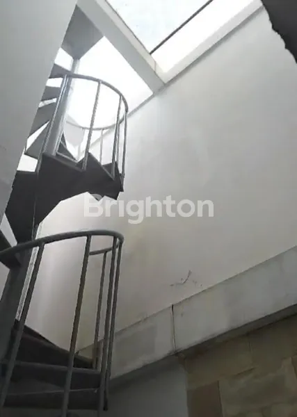 image RUMAH IDEAL LAYAK HUNI 2 LANTAI DI PERUMAHAN GEBANG RAYA SIDOARJO (5)