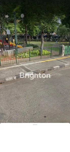 image DISEWAKAN RUMAH DAERAH TJ PRIOK LOKASI STRATEGIS COCOK UNTUK USAHA (3)