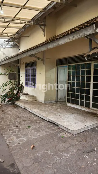 RUMAH TENGAH KOTA SIAP HUNI