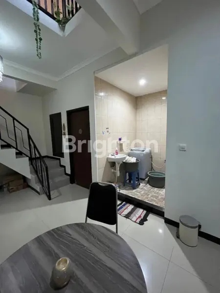 image DIJUAL RUMAH 5 MENIT KE GALAXY MALL CUMA 1M’AN, SUTOREJO TIMUR  (2)