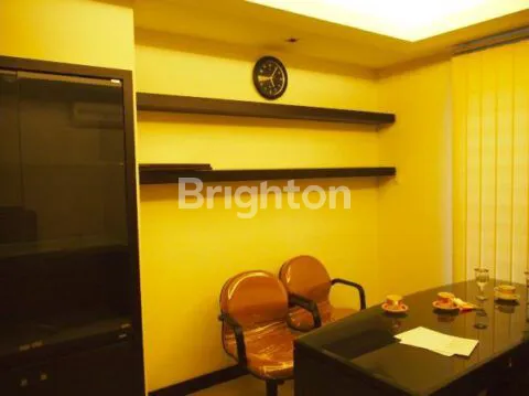 image GEDUNG 2 LANTAI SIAP PAKAI DI PETERONGAN SEMARANG SELATAN. FULL FURNISHED BISA UNTUK KANTOR, CAFE, RESTORAN DLL (7)