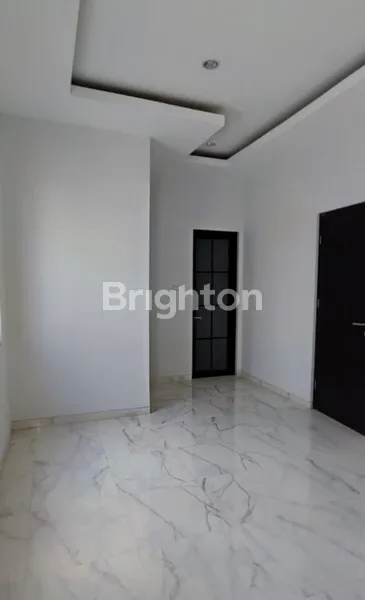 image SIAP HUNI RUMAH 2 LANTAI VILLA SENTRA RAYA, CITRALAND SURABAYA BARAT (7)