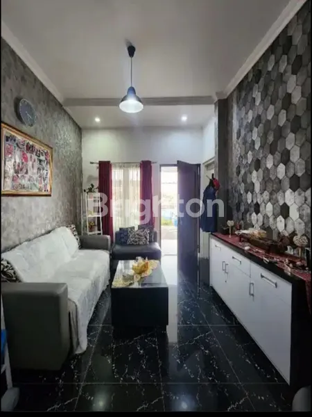 image RUMAH 2 LANTAI SEMI FURNISHED NYAMAN AMAN (3)