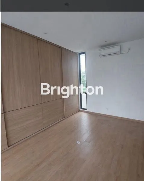 image RUMAH 2 LANTAI SIAP HUNI AREA CITRALAND BSB MIJEN SEMARANG (8)