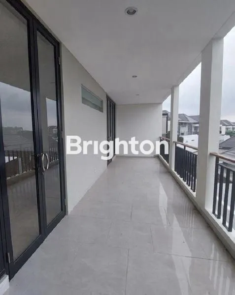 image RUMAH 2 LANTAI SIAP HUNI AREA CITRALAND BSB MIJEN SEMARANG (2)