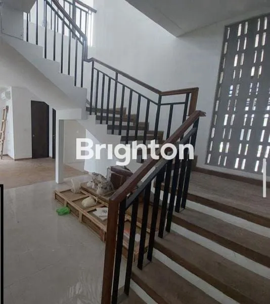 image RUMAH 2 LANTAI SIAP HUNI AREA CITRALAND BSB MIJEN SEMARANG (4)