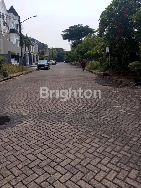 image RUMAH 2 LANTAI VILA TAMAN MERUYA (5)