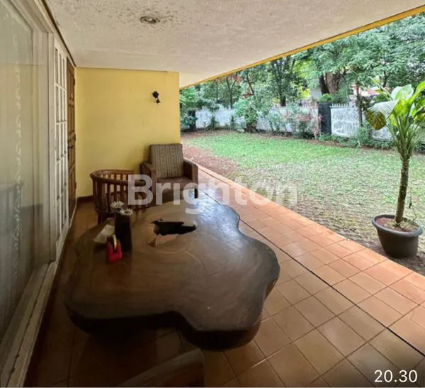 image RUMAH 1,5 LANTAI DENGAN LOKASI STRATEGIS DALAM AREA KUNINGAN JAYA MANDALA, JAKARTA SELATAN (6)