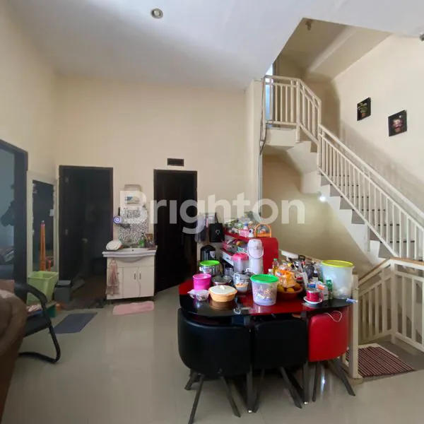 image RUMAH 2,5 LANTAI DI JL DANAU LIMBOTO (3)