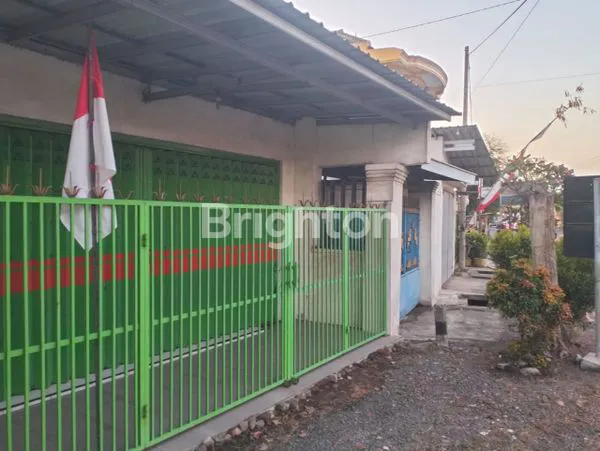 image BANGUNAN TENGAH KOTA  (1)