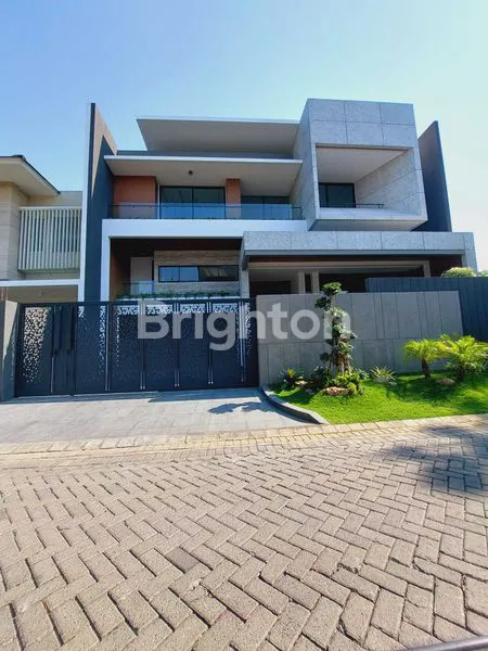 image RUMAH BARU GRESS MODERN MINIMALIS SIAP HUNI 2.5 LANTAI PAKUWON INDAH SURABAYA BARAT DEKAT GRAHA FAMILI, CITRALAND (1)