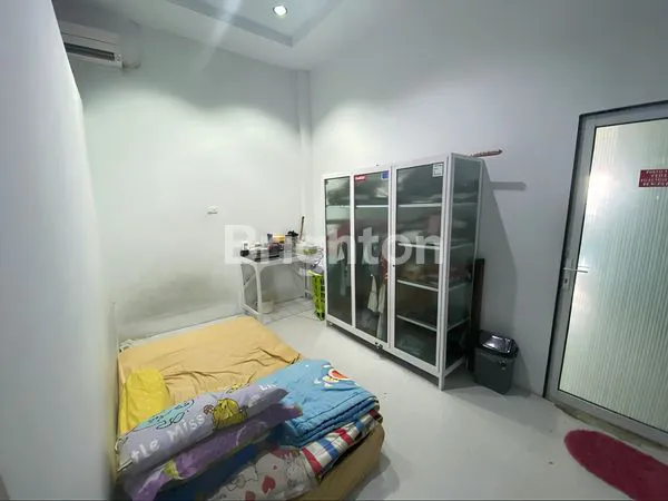 image RUKO JL. BRIGJEND KATAMSO. 1 MENIT DARI RS. REGINA MARIS. HARGA & LOKASI BAGUS. (6)