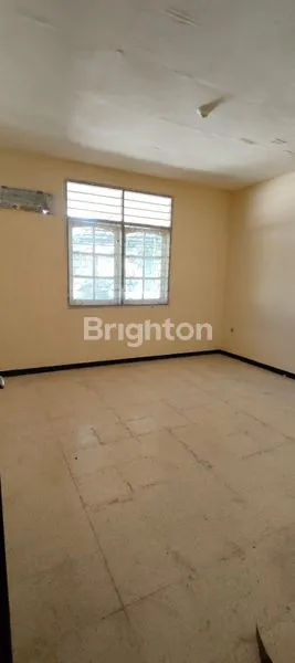 image RUMAH LUAS, BISA HITUNG TANAH, PARKIRAN LUAS, DARMO HARAPAN (5)