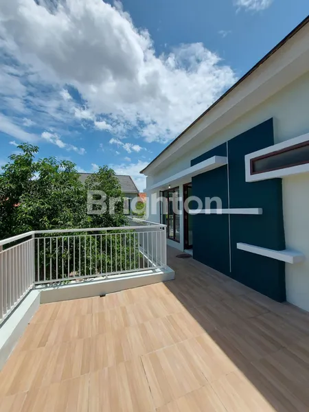 image RUMAH 2 LANTAI BARU RENOVASI POSISI HOOK DISCOVERY FIORE BINTARO JAYA (3)