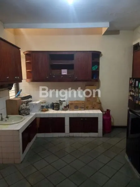 image RUMAH MEWAH TERAWAT DAERAH BUAH BATU (6)