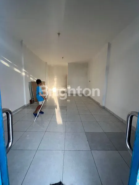 image RUKO STRATEGIS PINGGIR JL CANGGU PERERENAN (2)