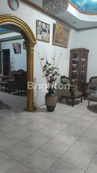 image RUMAH &  EX SHOWROOM (7)