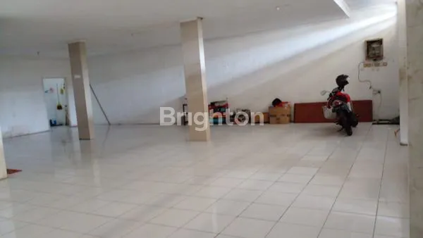 image RUMAH USAHA EKS INDOMARET DI AREA KENJERAN (3)