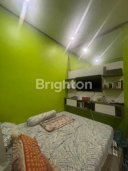 image TURUN HARGA ! RUMAH 2 LANTAI SEMI FURNISHED DI MEDAN SATRIA DEKAT KOTA HARAPAN INDAH BEKASI (2)