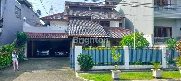image RUMAH DI KEBAYORAN BARU (1)