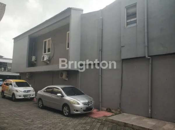 image DIJUAL RUKO 3 UNIT NYAMBUNG SEMUA (5)
