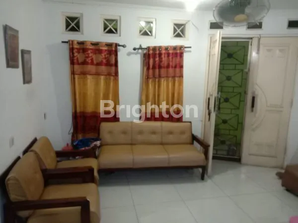 image RUMAH DI DEKAT BINUS ANGGREK COCOK UNTUK INVESTASI KEBON JETUK JAKARTA BARAT (1)