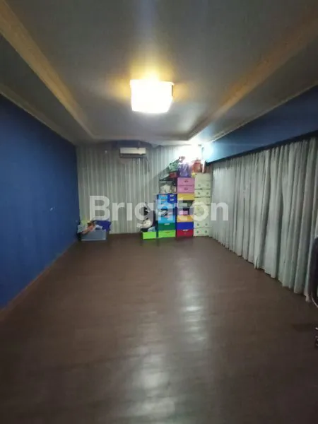 image RUMAH LUAS DIKAWASAN PERUMAHAN ELITE CIBUBUR (5)