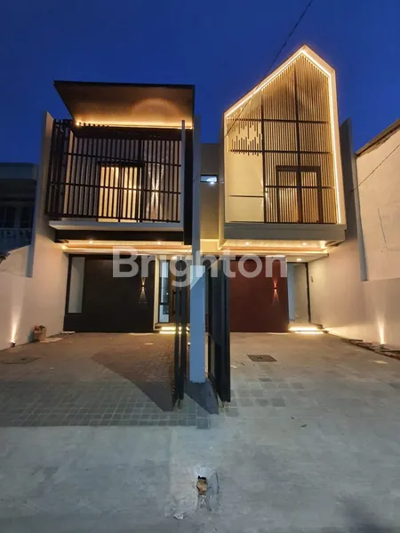 image RUMAH 2 LANTAI BARU GRESS DEKAT MERR RUNGKUT JUANDA NGINDEN UPN UBAYA STIKOM IPH (2)