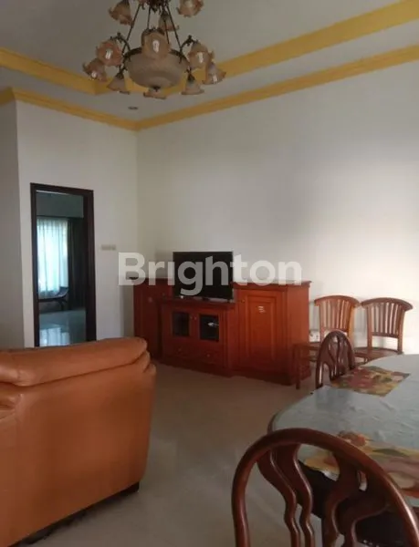 image DISEWAKAN RUMAH MEWAH (5)