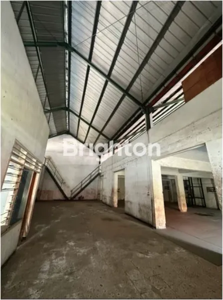 image GUDANG MURAH MILIK PRIBADI SIAP PAKAI LOKASI STRATEGIS JALAN RANGKAH SURABAYA (1)