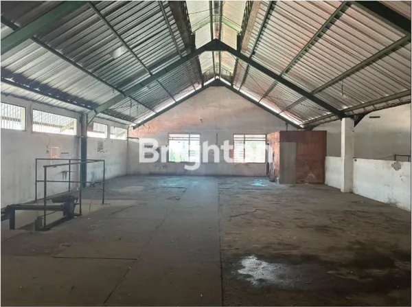 image GUDANG MURAH MILIK PRIBADI SIAP PAKAI LOKASI STRATEGIS JALAN RANGKAH SURABAYA (5)
